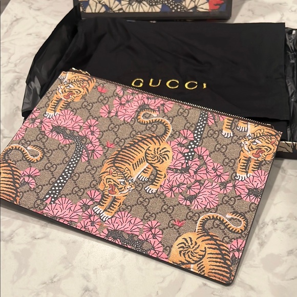 Gucci Pink Floral Tiger Pouch - Picture 1 of 9